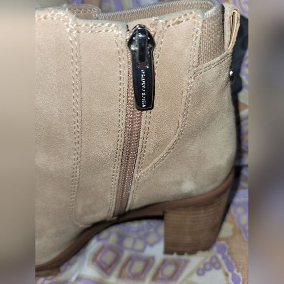 Vince Camuto Women's suede boots - Picture 3 of 6